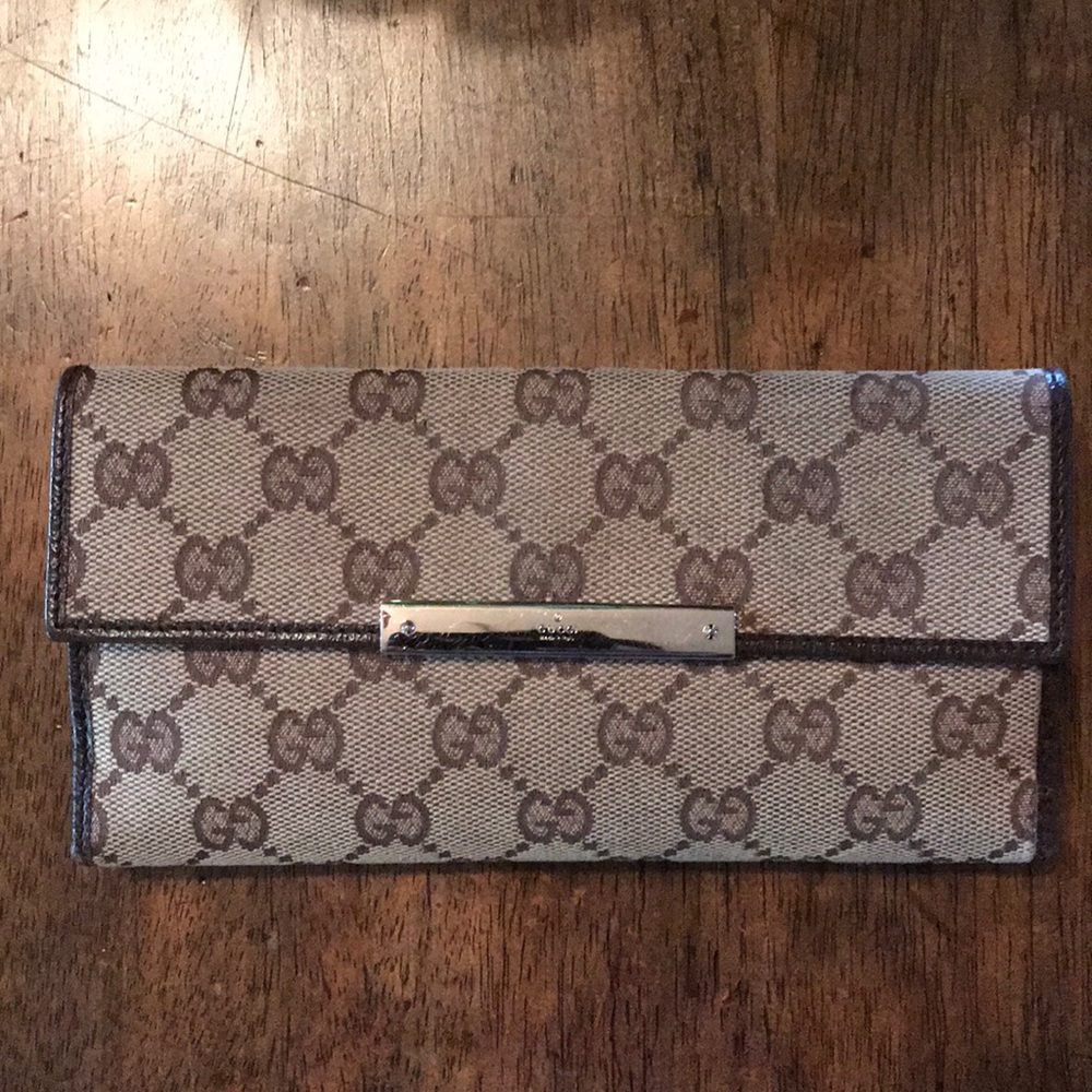 Gucci Wallett EUC